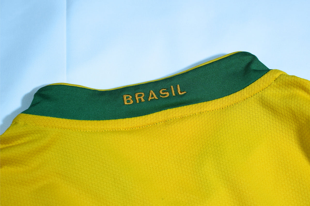 Brazil 2006-08 Home Shirt (S)