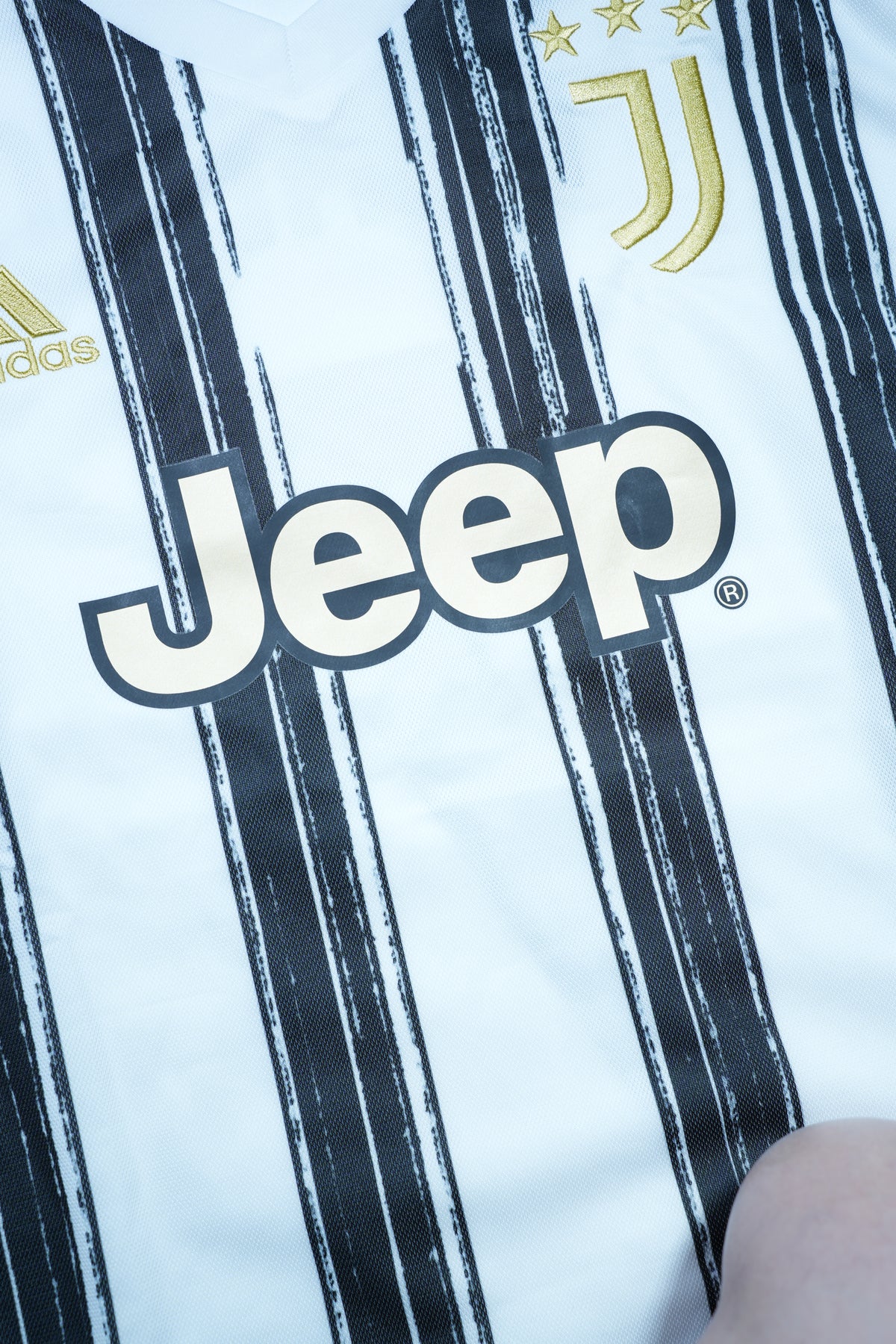 Juventus 2020-21 Home Shirt - Cristiano Ronaldo #7 (Asian Size L) - BNWT
