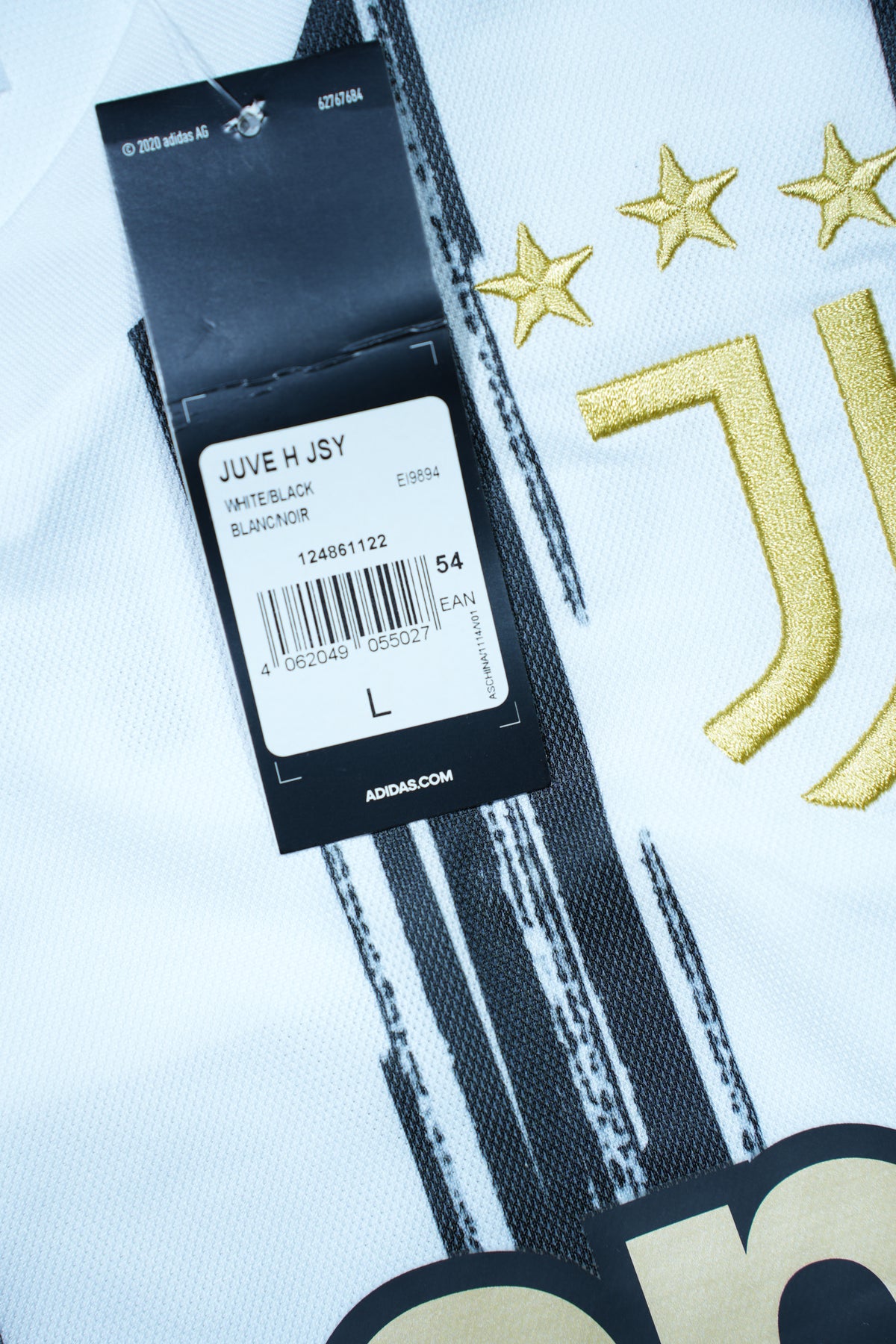 Juventus 2020-21 Home Shirt - Cristiano Ronaldo #7 (Asian Size L) - BNWT