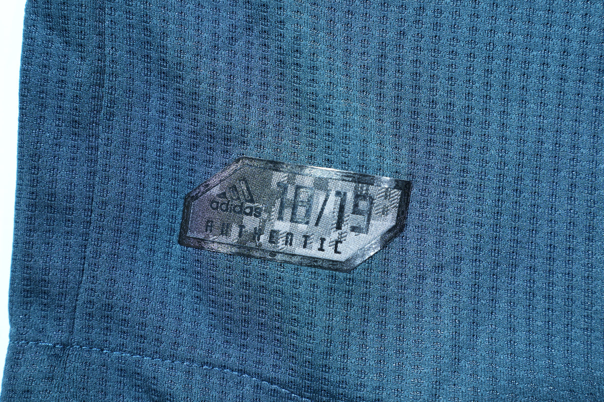 Real Madrid 2018-19 Away Authentic Version Away (M)
