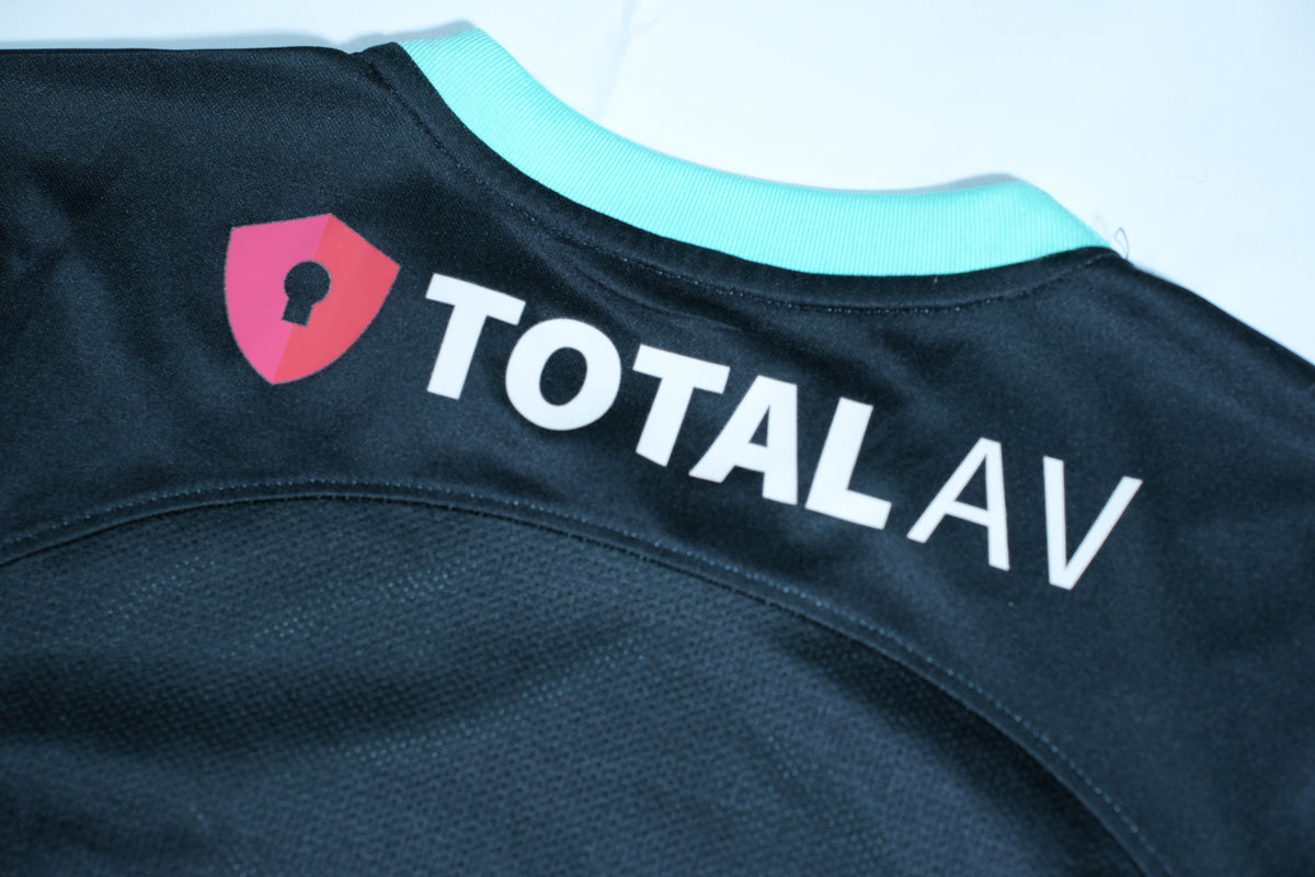 Portsmouth FC 2024-25 Away Shirt (S)