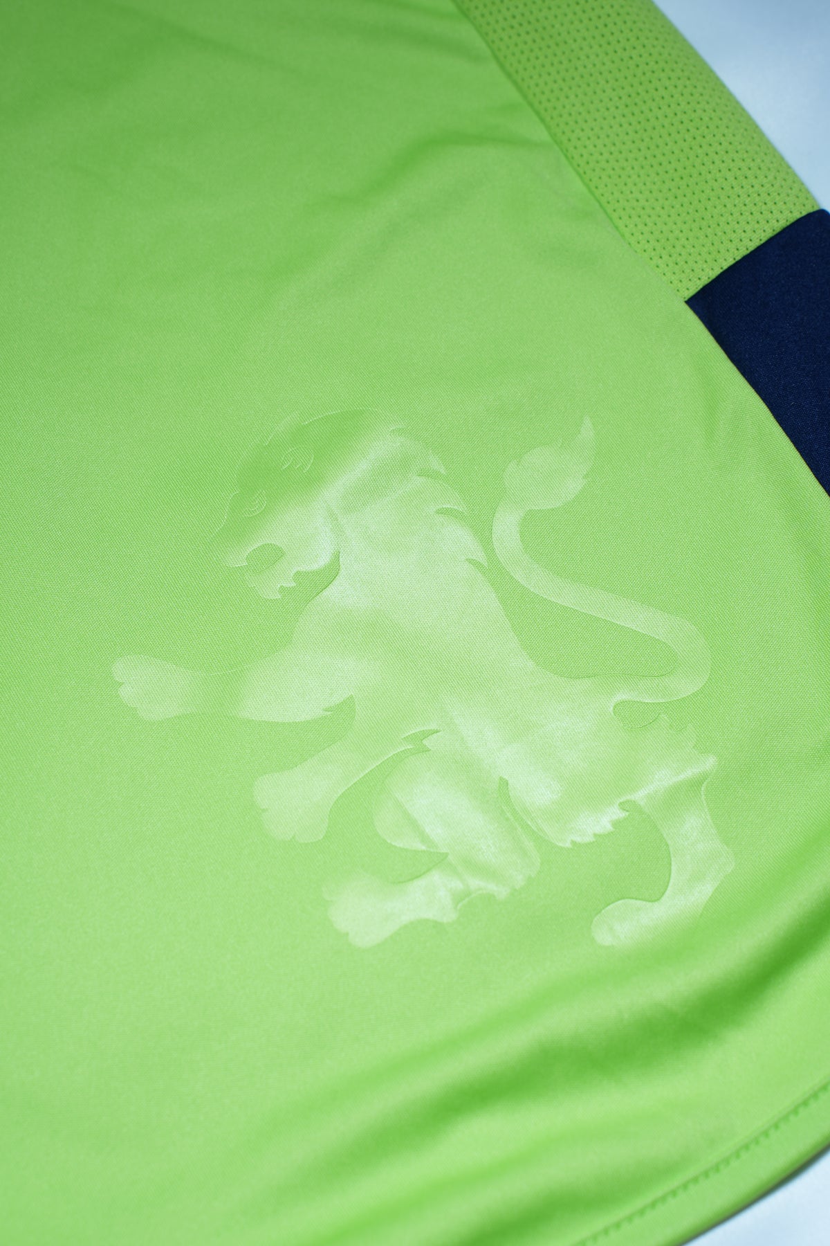 Aston Villa 2012-2013 Away Shirt (M)
