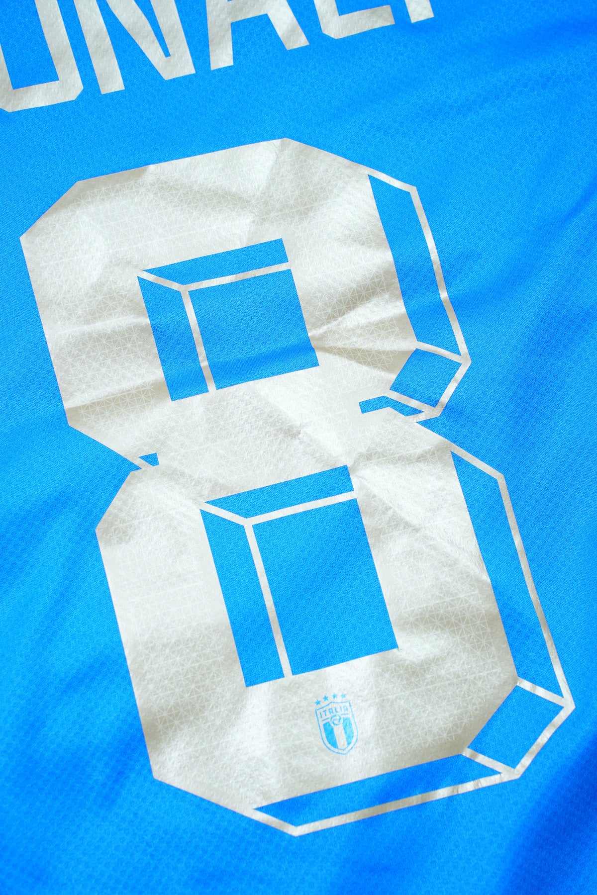 Italy 2022-2023 Home Shirt Tonali #8 (S) - BNWT