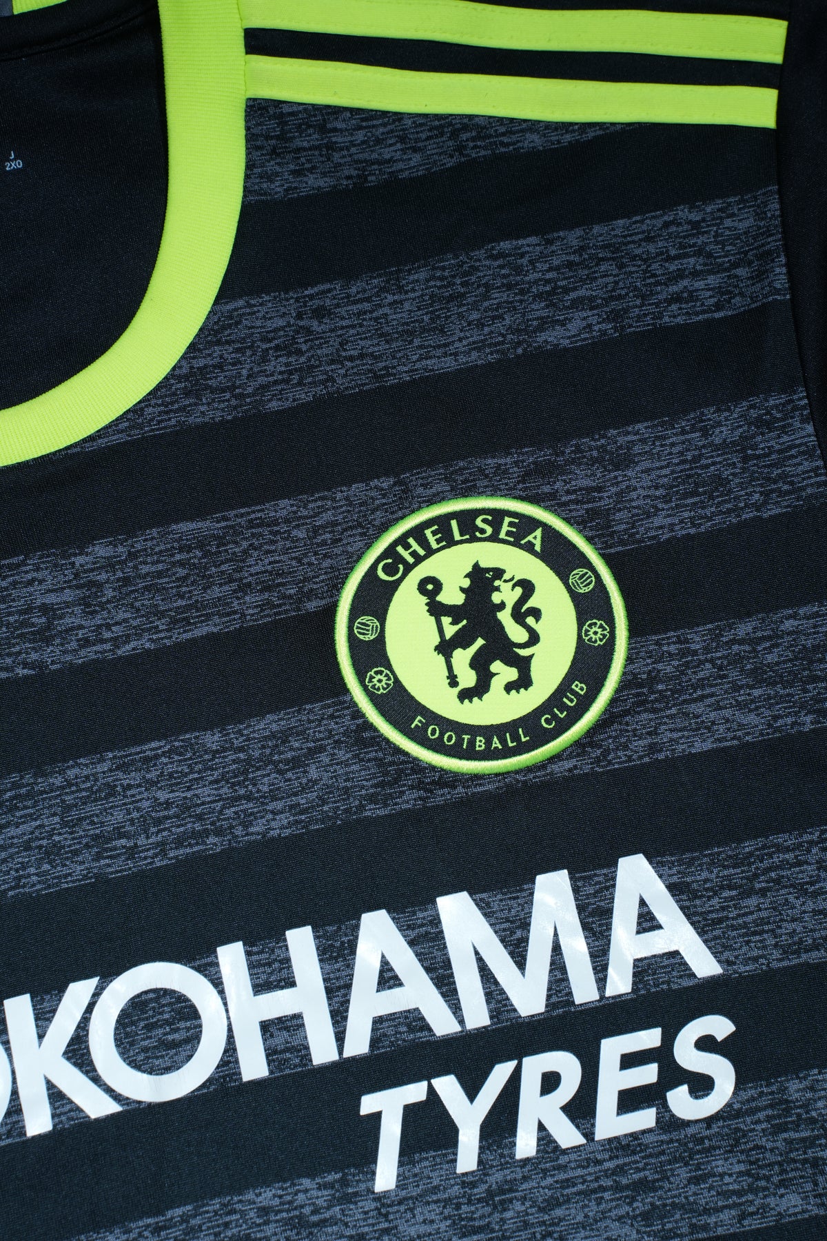 Chelsea 2016-17 Away Shirt - Eden Hazard #10 (L) - 9/10