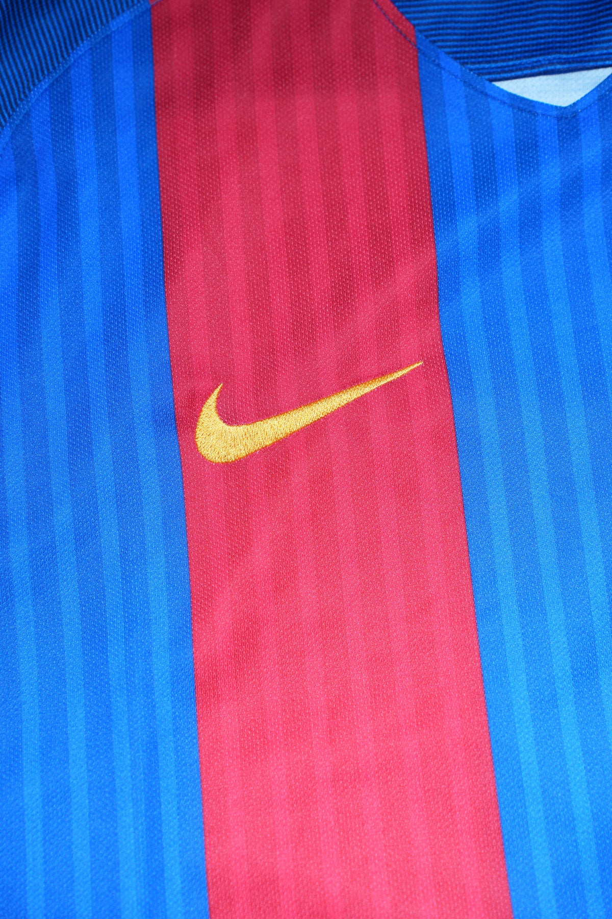 FC Barcelona 2016-17 Home Shirt (L)