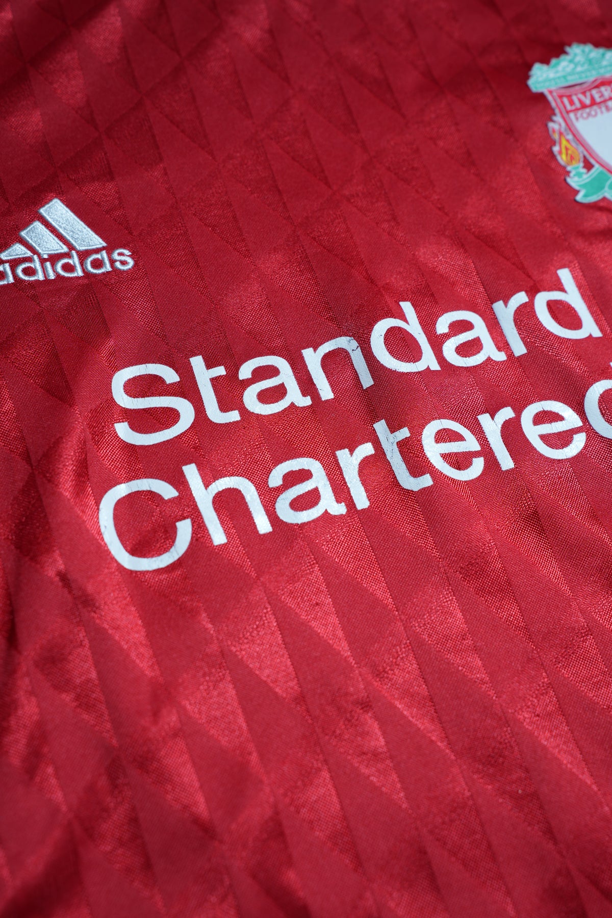 Liverpool 2010-2012 Home Shirt - Dirk Kuyt #18 (S) - BNWT
