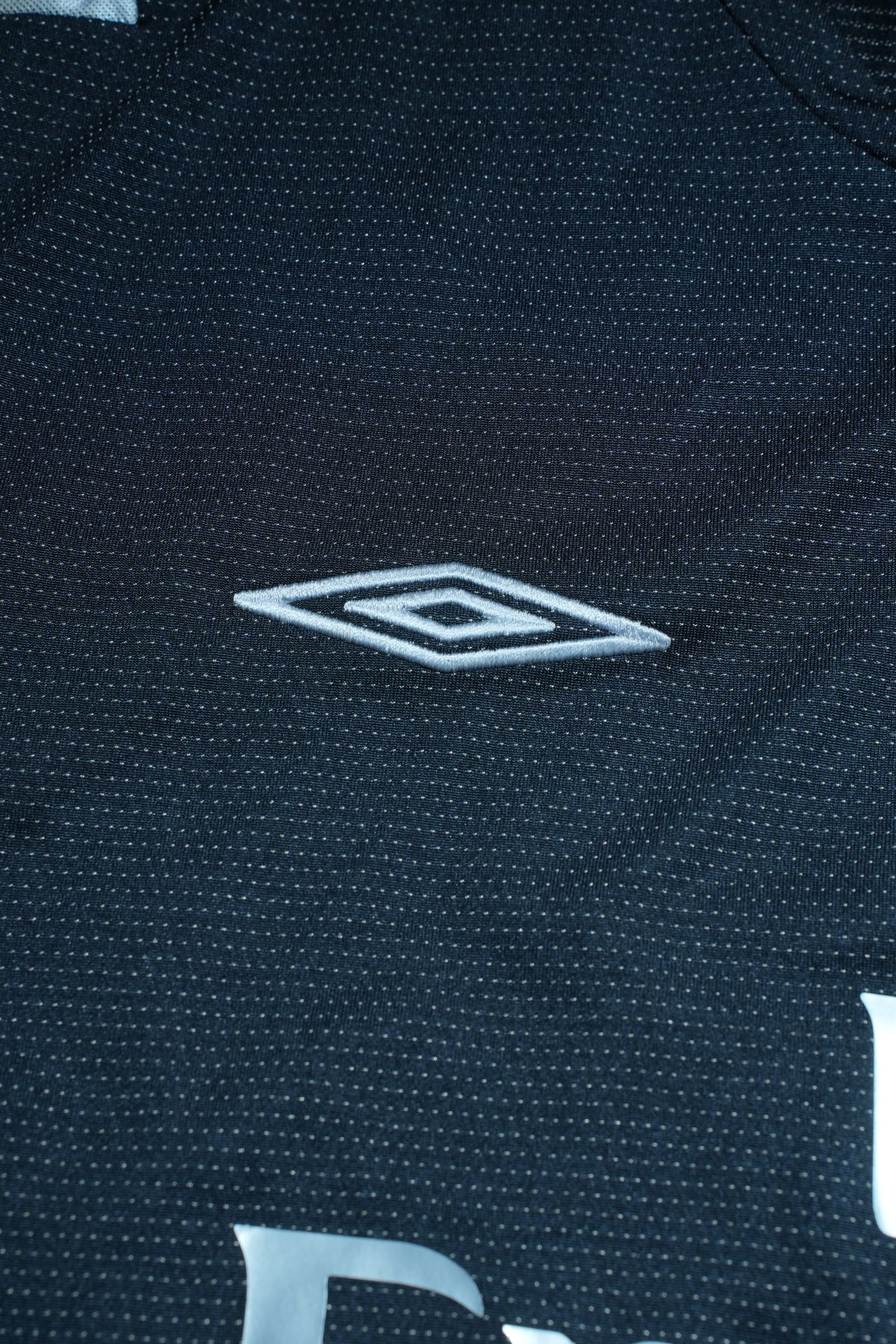 Chelsea 2004-2005 Away Jersey - Didier Drogba #11 (L)