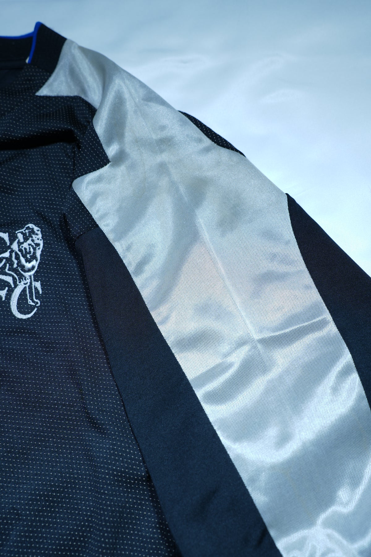 Chelsea 2004-2005 Away Jersey - Didier Drogba #11 (L)