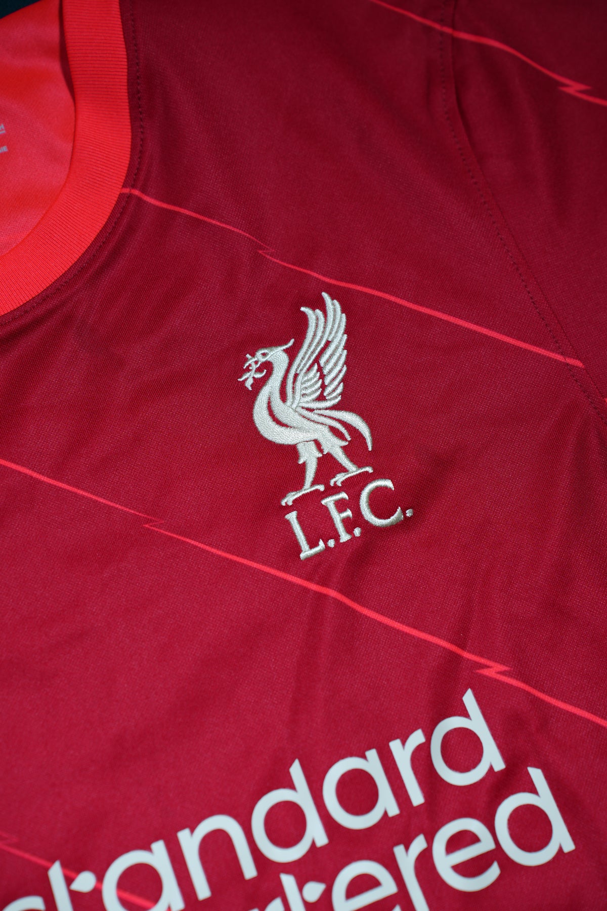 Liverpool 2021-22 Home Shirt (S) - 10/10