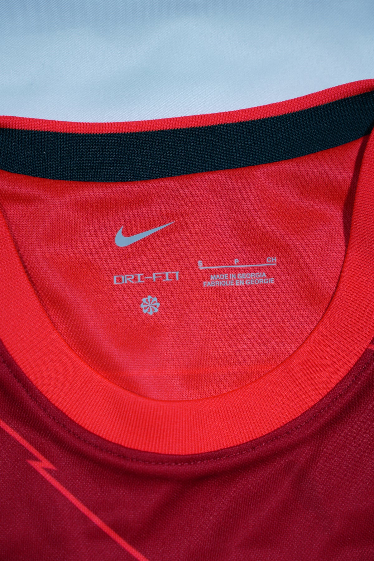 Liverpool 2021-22 Home Shirt (S) - 10/10