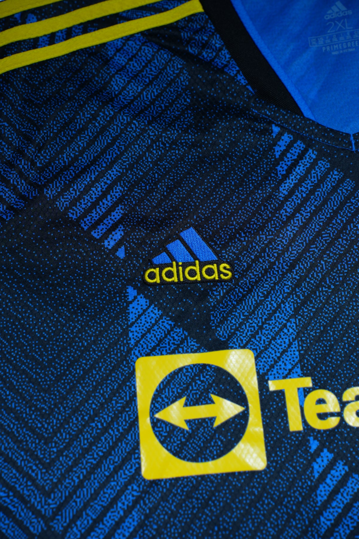 Manchester United 2021-2022 Third Shirt (XXL)