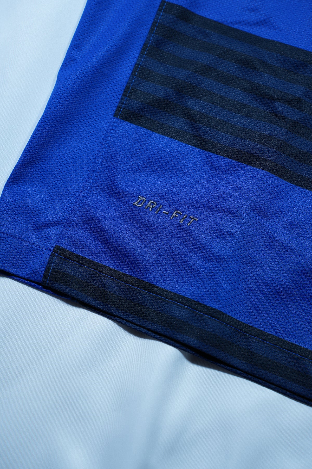 Manchester United 2011-2012 Away Shirt - Ryan Giggs #11 (L)